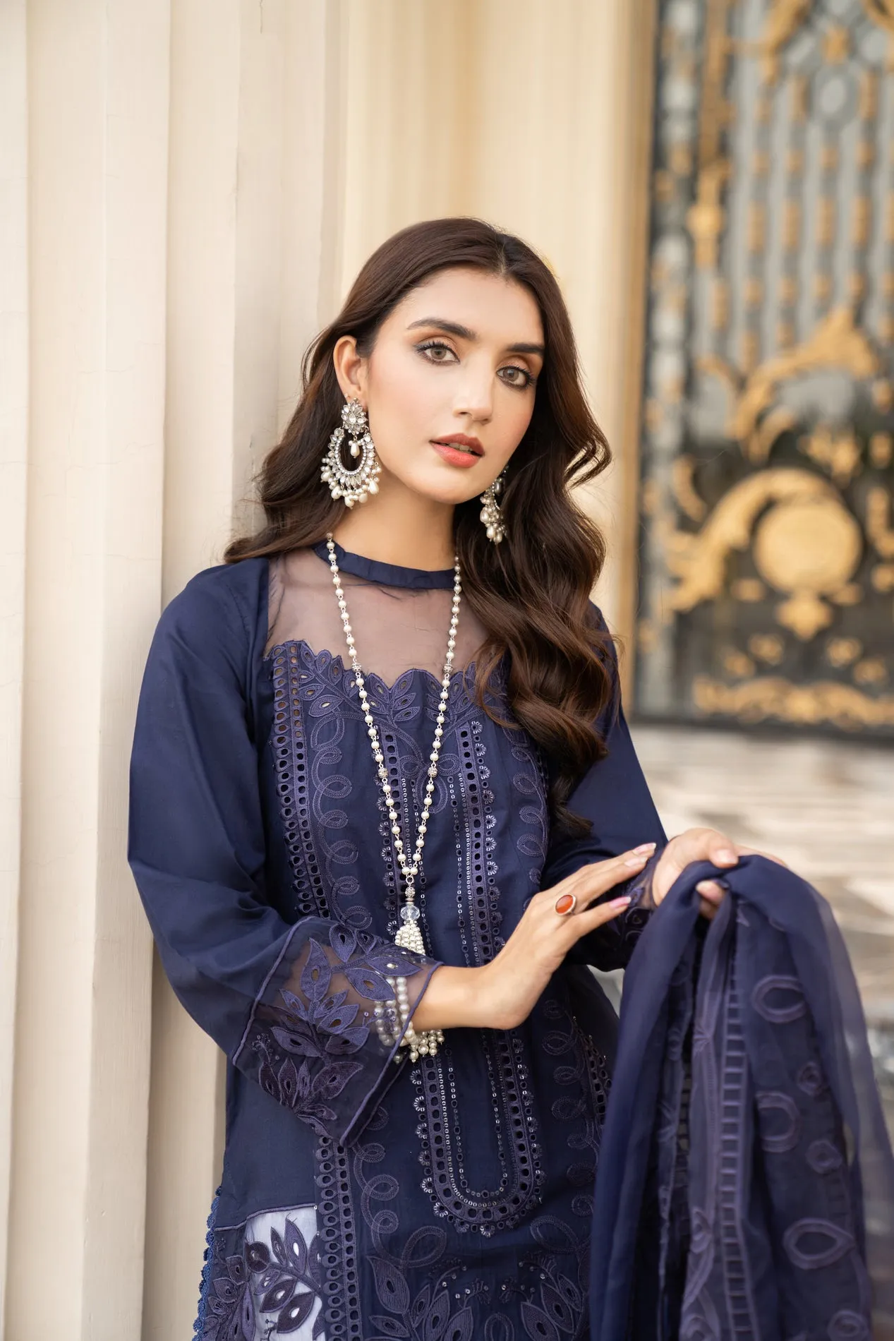 3PC READY TO WEAR LUXURY DRESS BY ARWAH LA2