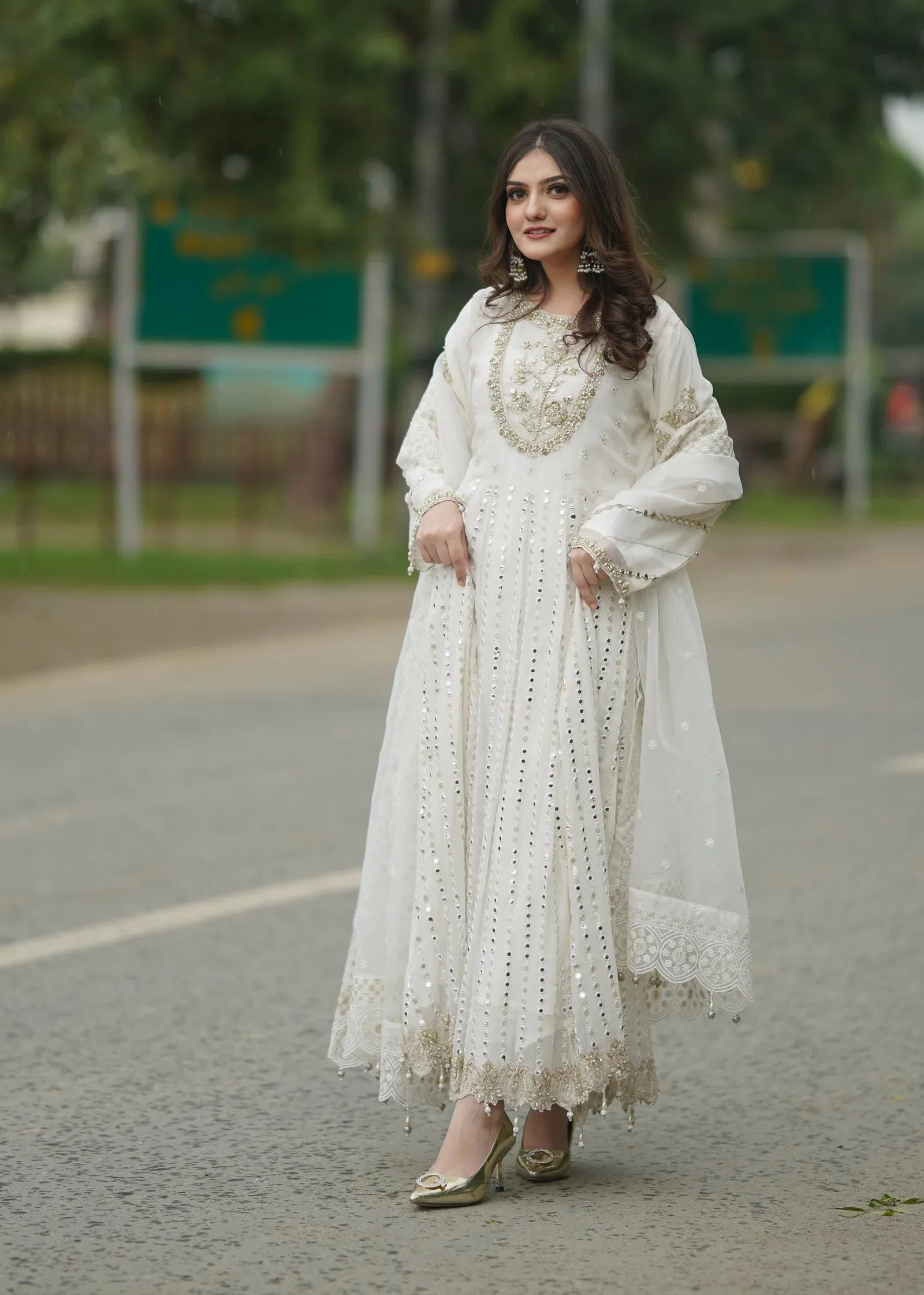 3PC SAKEENA READY TO WEAR LONG FROCK Y6