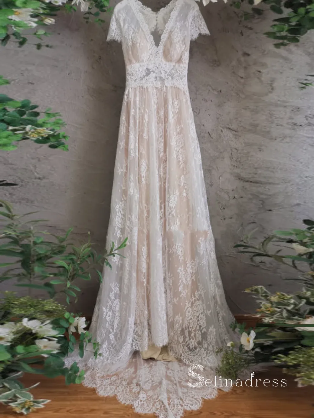 Chic A-line V neck Lace Wedding Dress Beautiful Boho Bridal Gowns MLH0478