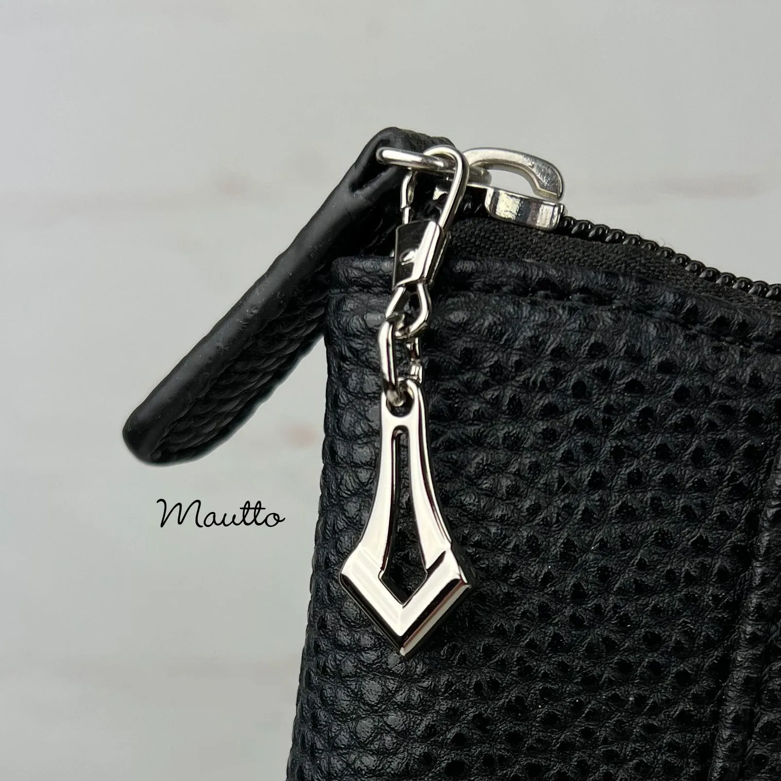 Elegant Zipper Pull (Pull-tab) Replacement / Repair - for Handbags, Backpacks, Purses, Apparel, Sleeping Bags & more