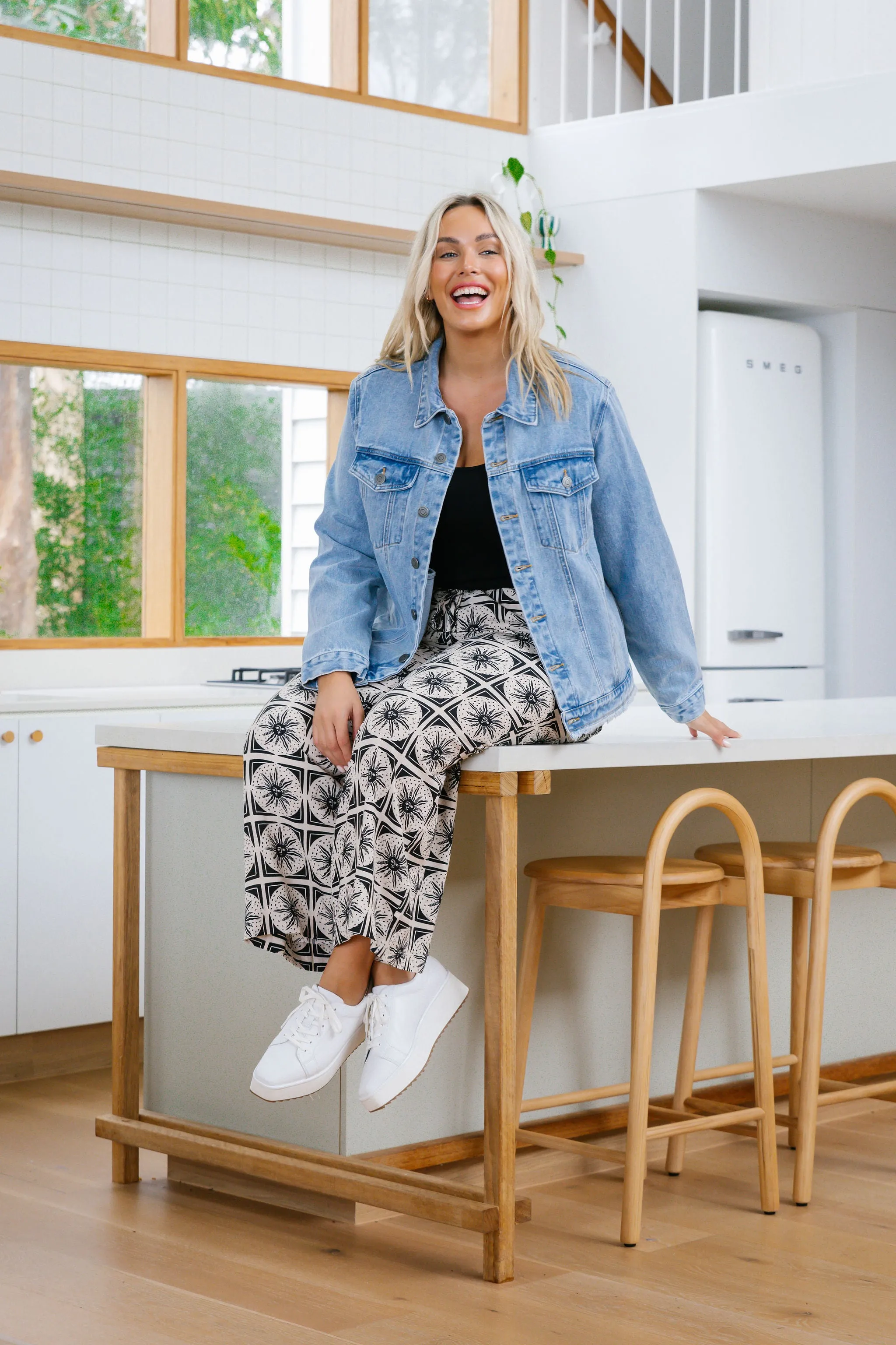 Gina Pant In Chasing Sunlight Black