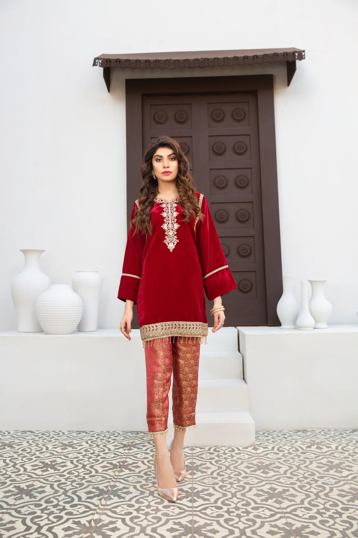 Gulwarun Velvet Winter Ready to Wear Embroidered Collection 13