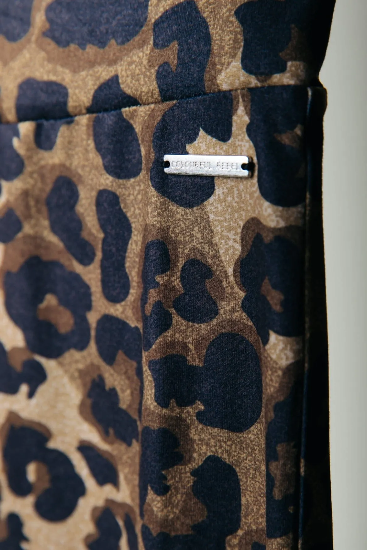 Leopard Peached Flare | Warm Brown