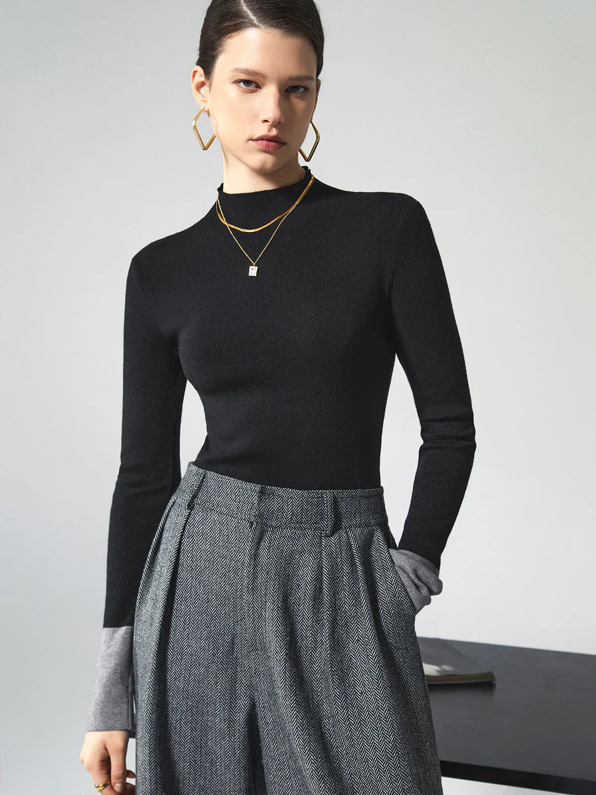 Long Sleeve Contrast Trendy Cuff Knit Top