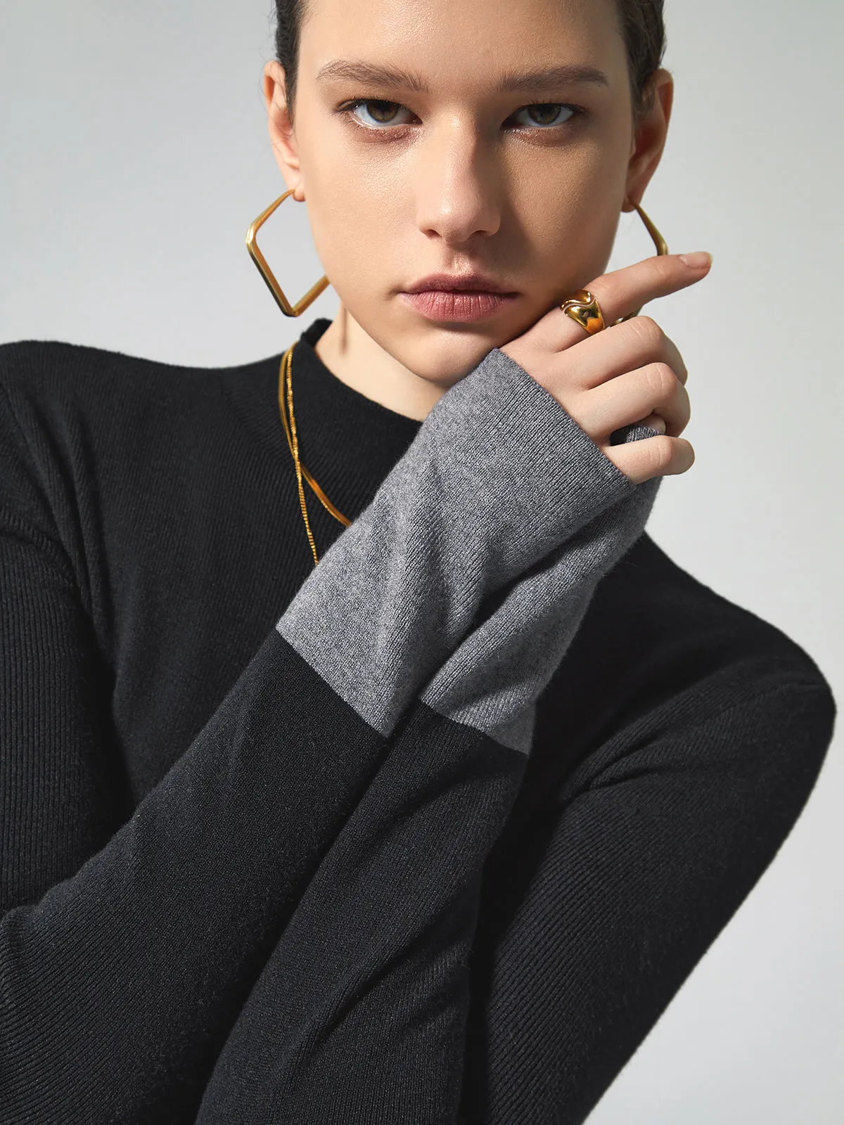 Long Sleeve Contrast Trendy Cuff Knit Top