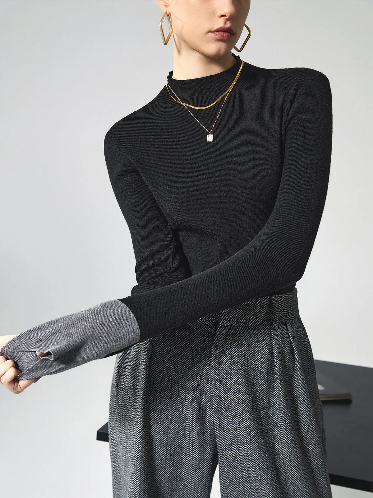 Long Sleeve Contrast Trendy Cuff Knit Top