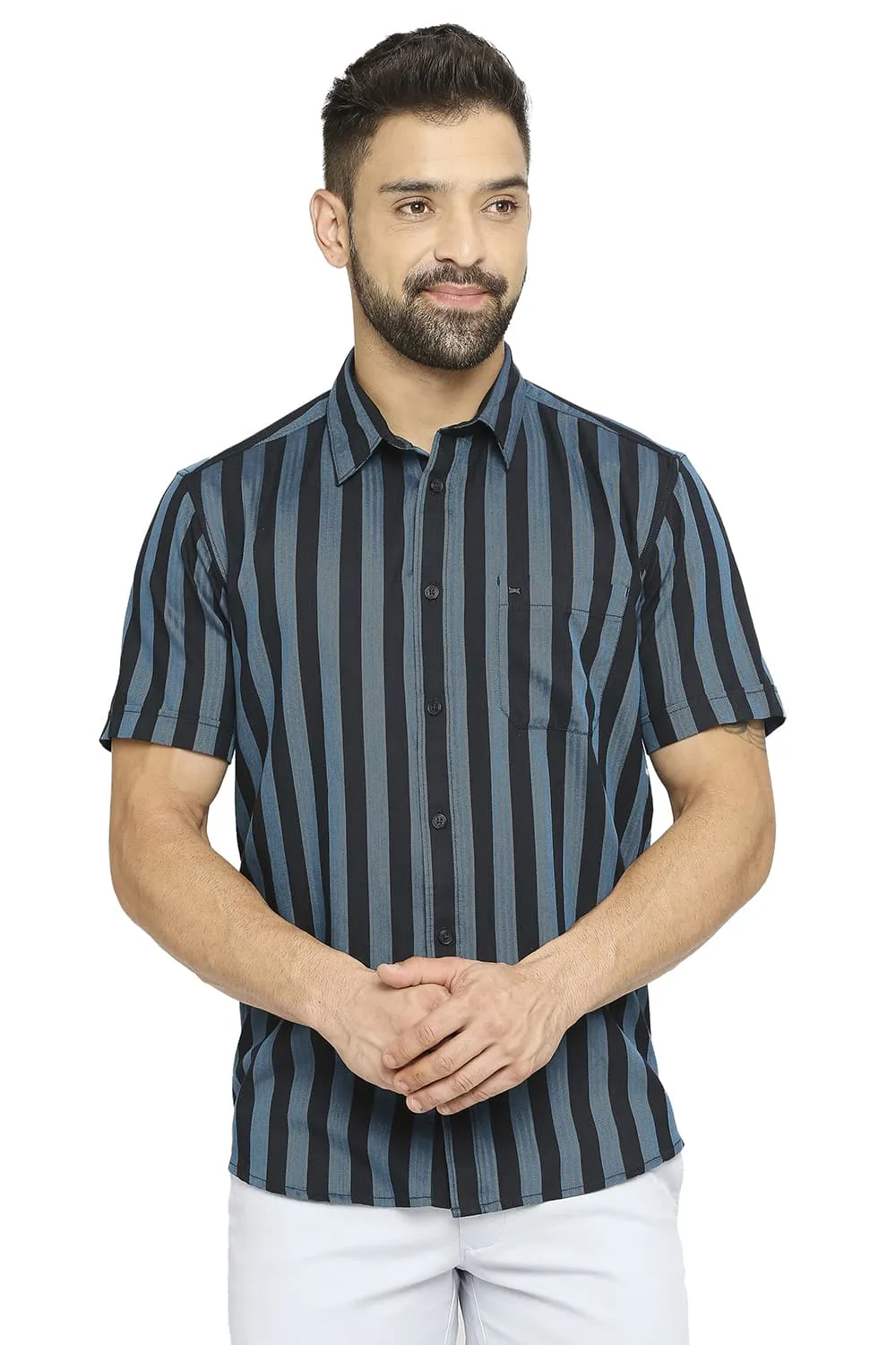 Slim Fit Cotton Polyester Twill Stripe Halfsleeves Shirt