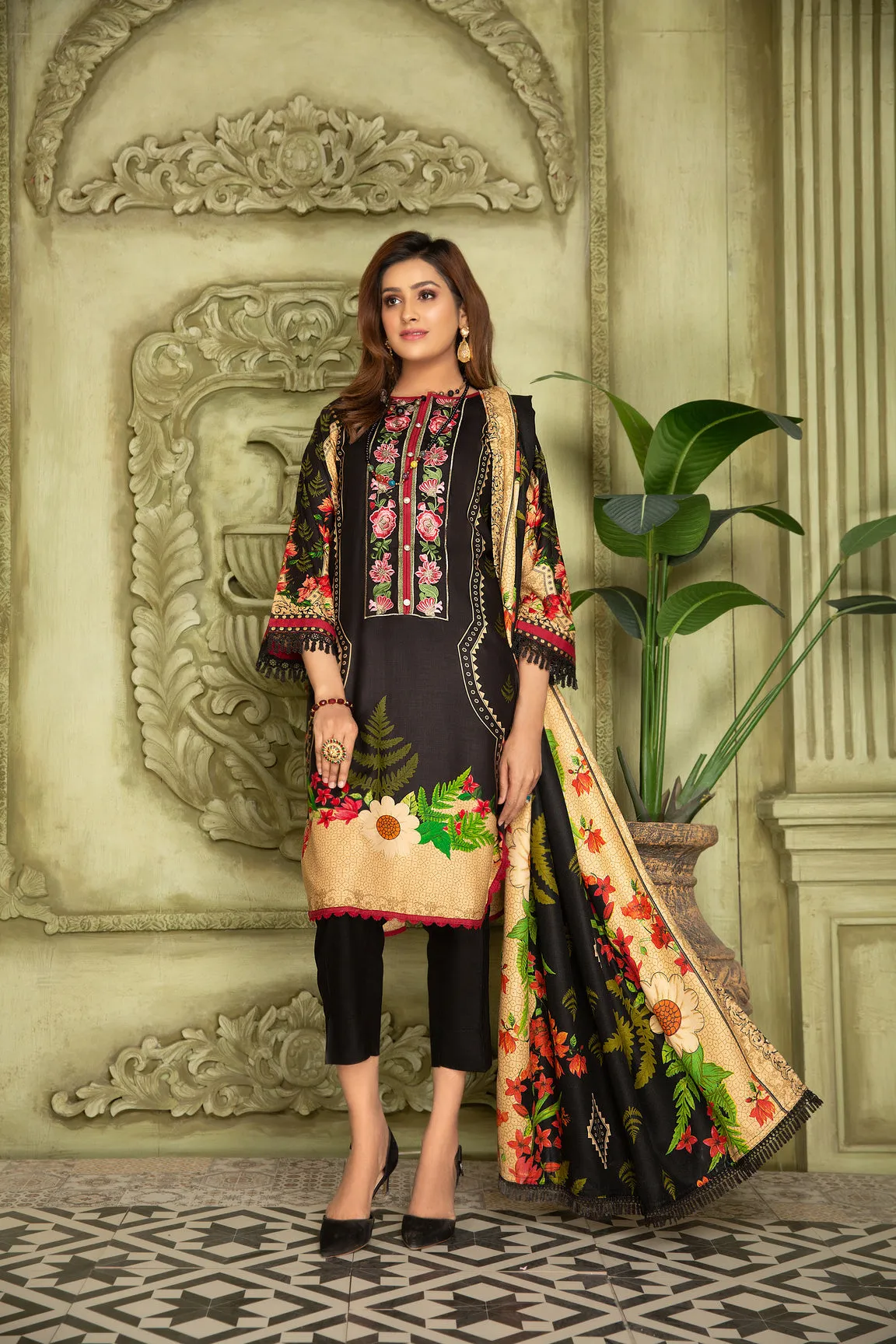 Winter Ready to Wear 3 Pcs Embroidered Dress by Aleezay 01
