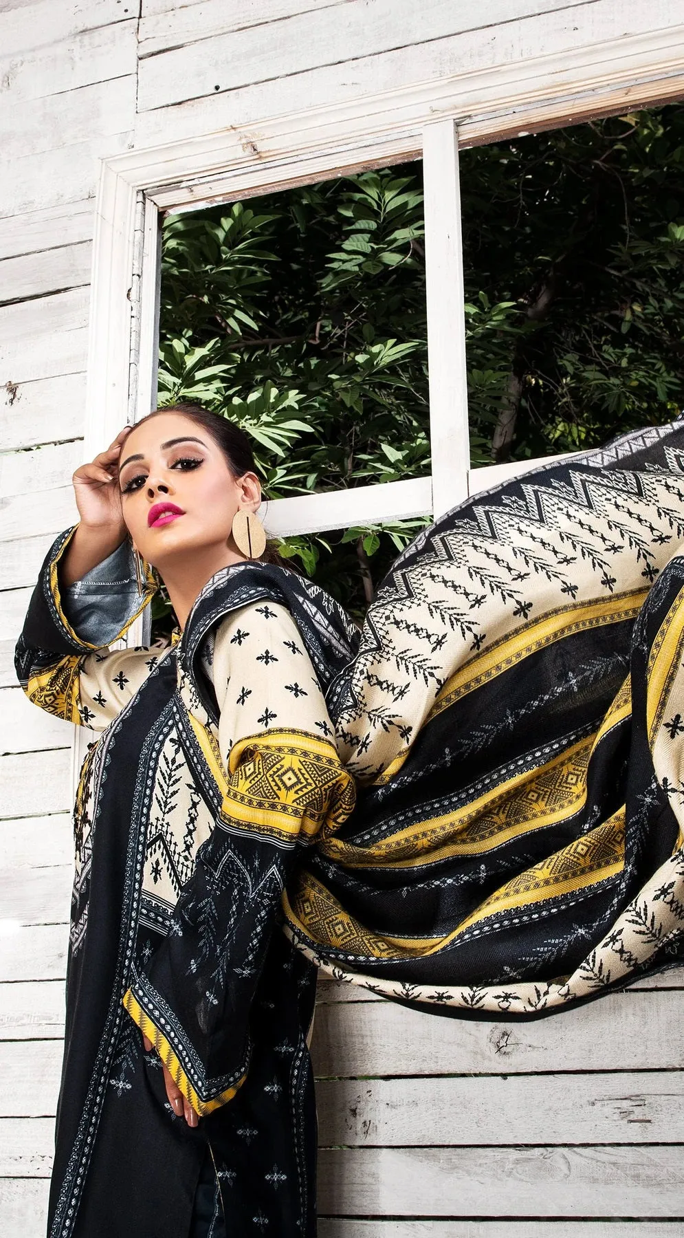Winter Ready to Wear 3 Pcs Embroidered Dress of Anaya by Kiran Chaudhry 04