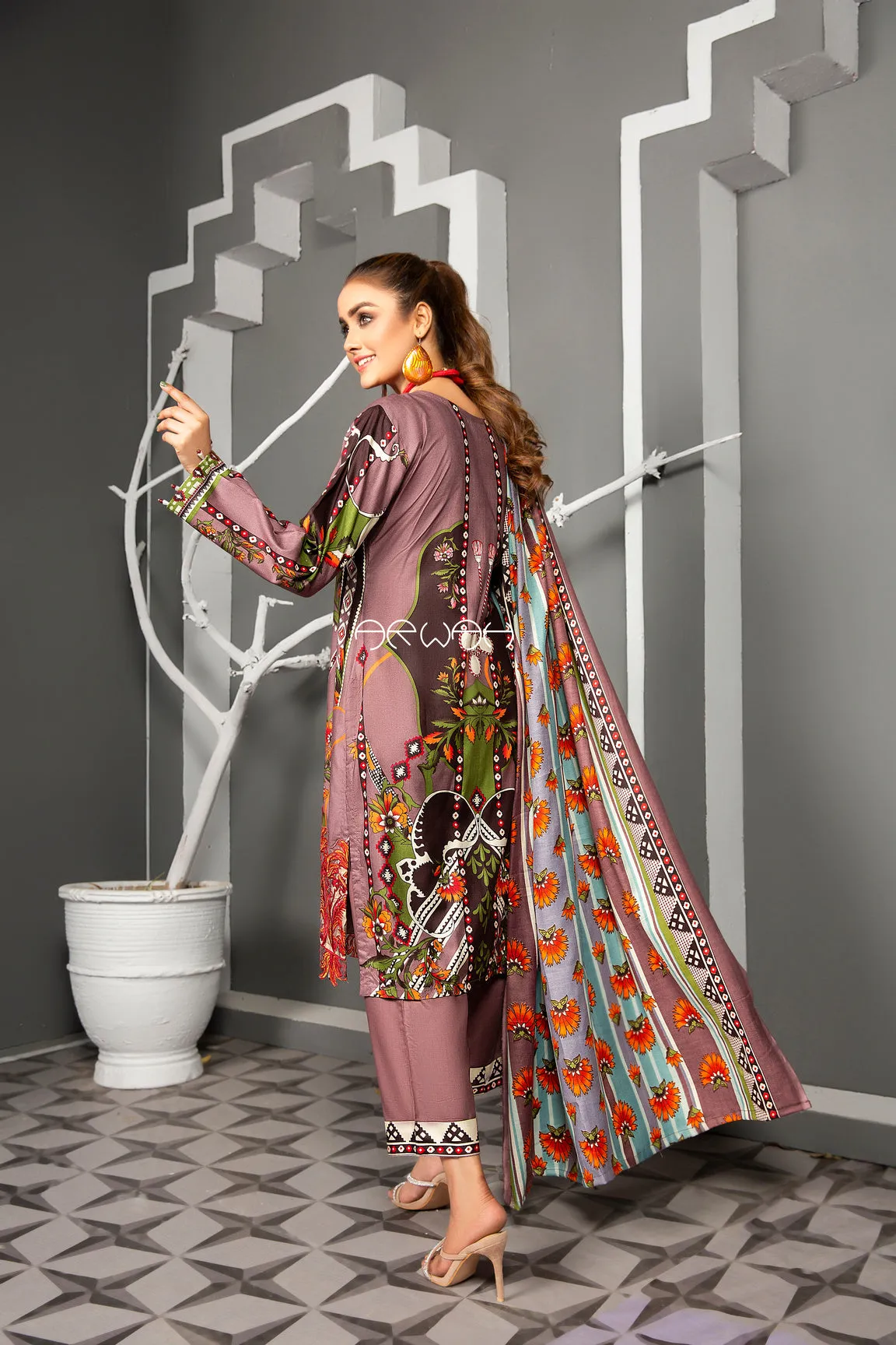 Winter Ready to Wear 3Pcs Embroidered Collection by Arwah 06